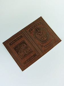 YW-40 Обложка на паспорт пушка